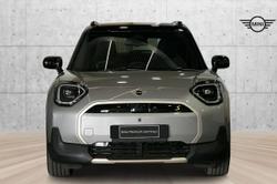 2024 MINI
Aceman SE Favoured