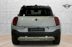 2024 MINI
Aceman SE Favoured