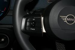 2024 MINI
Aceman SE Favoured