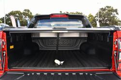 2025 Isuzu D-MAX X-TERRAIN