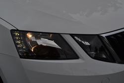 2019 SKODA Octavia 110TSI NE MY19 Moon White