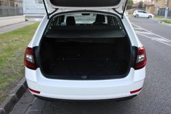 2019 SKODA Octavia 110TSI NE MY19 Moon White