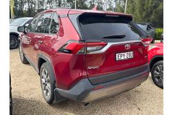 2021 Toyota
                RAV4 Cruiser