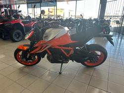 2023 KTM 1290 Super Duke R Super Duke Orange