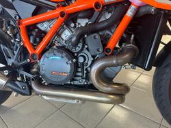 2023 KTM 1290 Super Duke R Super Duke Orange