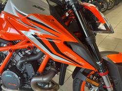 2023 KTM 1290 Super Duke R Super Duke Orange