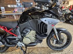 2025 Ducati Multistrada V4S Multistrada Black
