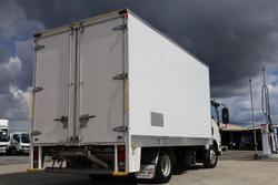 2021 Isuzu N Series NNR 45-150 Pantech with Lifter White