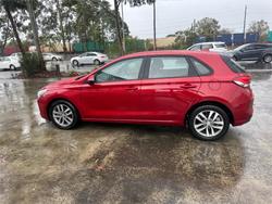 2017 HYUNDAI
i30 ACTIVE