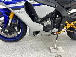 2016 YAMAHA YZF-R1 Blue