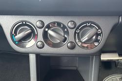 2007 Suzuki
Swift