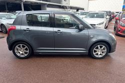 2007 Suzuki
Swift