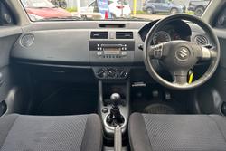 2007 Suzuki
Swift