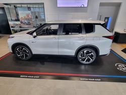 2025 Mitsubishi Outlander PHEV Aspire
