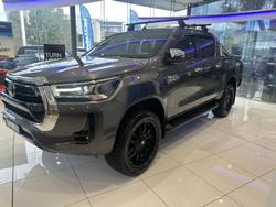 2020 Toyota
Hilux SR5