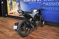 2022 Husqvarna VITPILEN 401 Chrome / Silver