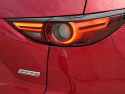 2018 Mazda
CX-5 Akera