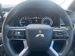 2024 MITSUBISHI OUTLANDER