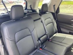 2024 Nissan PATHFINDER TI