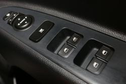 2024 Kia
                Stonic S