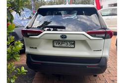 2020 Toyota
                RAV4 GX