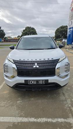 2023 Mitsubishi
                Outlander LS Black Edition