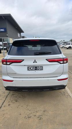 2023 Mitsubishi
                Outlander LS Black Edition