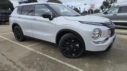 2023 Mitsubishi
                Outlander LS Black Edition