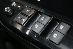 2022 Toyota Hilux SR5