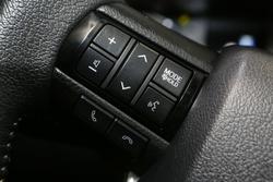 2022 Toyota Hilux SR5