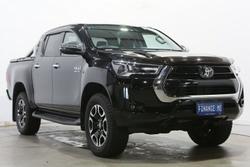 2022 Toyota Hilux SR5