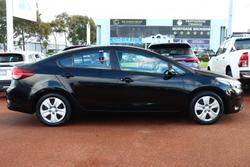 2017 Kia
Cerato S