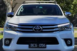 2015 Toyota Hilux SR5 GUN126R 4X4 Dual Range Crystal Pearl