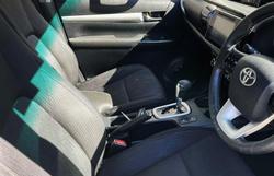 2015 Toyota Hilux SR5 GUN126R 4X4 Dual Range Crystal Pearl