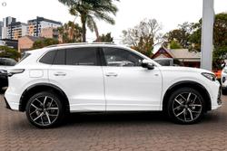 2025 Volkswagen Tiguan 195TSI R-Line