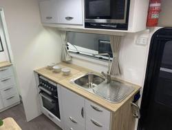 2025 Supreme 1560_C_K1e3_S Territory Hybrid 15'6