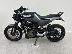 2021 HUSQVARNA SVARTPILEN 401 SILVER