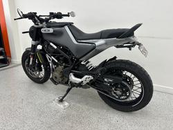 2021 HUSQVARNA SVARTPILEN 401 SILVER