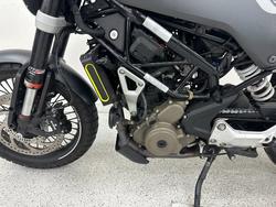 2021 HUSQVARNA SVARTPILEN 401 SILVER