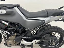 2021 HUSQVARNA SVARTPILEN 401 SILVER