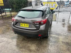 2014 MAZDA
MAZDA3 SP25