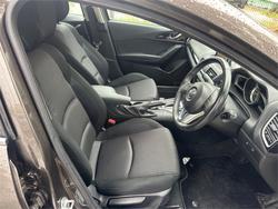 2014 MAZDA
MAZDA3 SP25
