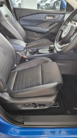 2022 Nissan
QASHQAI ST-L