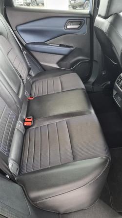 2022 Nissan
QASHQAI ST-L