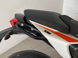 2014 KTM 690 Duke R Duke White