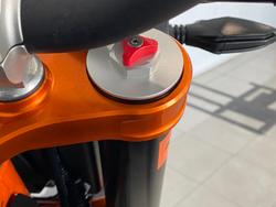 2014 KTM 690 Duke R Duke White