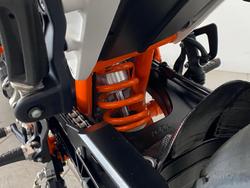 2014 KTM 690 Duke R Duke White