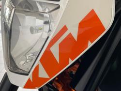 2014 KTM 690 Duke R Duke White