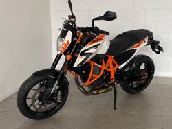 2014 KTM 690 Duke R Duke White
