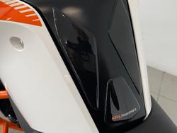 2014 KTM 690 Duke R Duke White